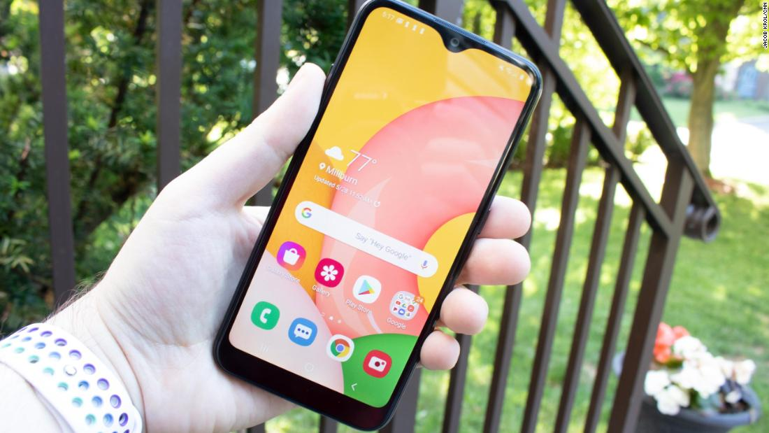 Источник фото: https://us.cnn.com/2020/06/09/cnn-underscored/samsung-galaxy-a01-review/index.html