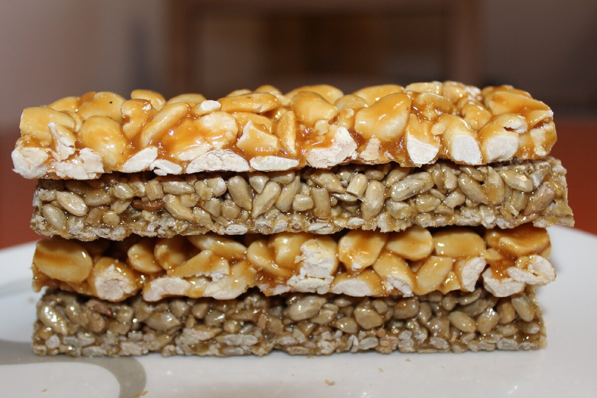 Козинаки стоят копейки, но сколько в них пользы!