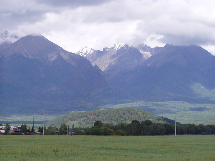 Тункинская долина, вулкан