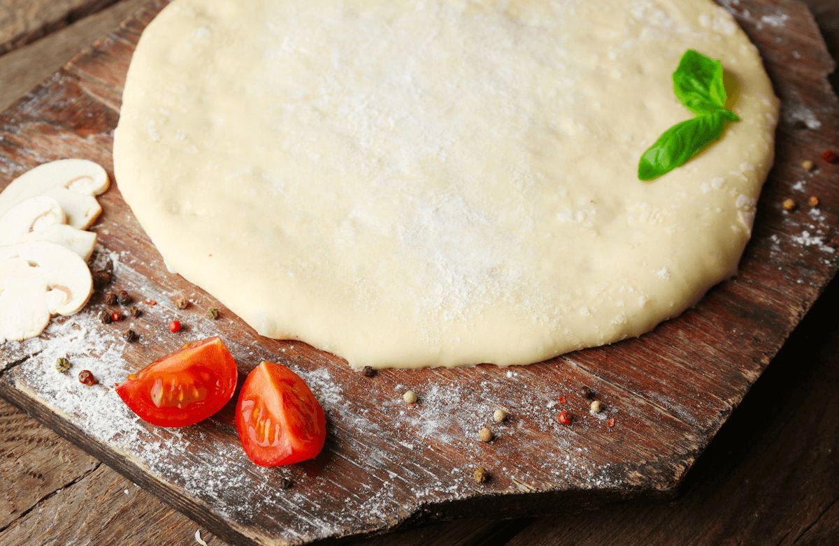 Как приготовить тесто для пиццы без дрожжей — пошаговый рецепт с фото