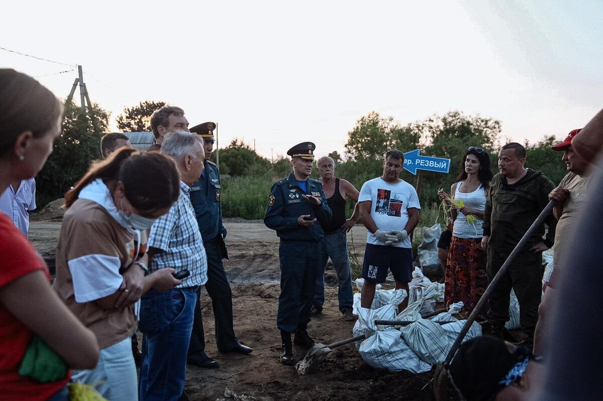 Фото: amurobl.ru, разговор с губернатором Амурской области 