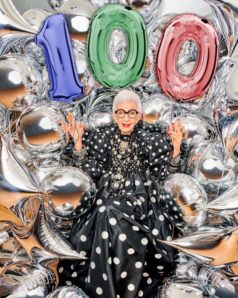 Фото: Instagram @iris.apfel 