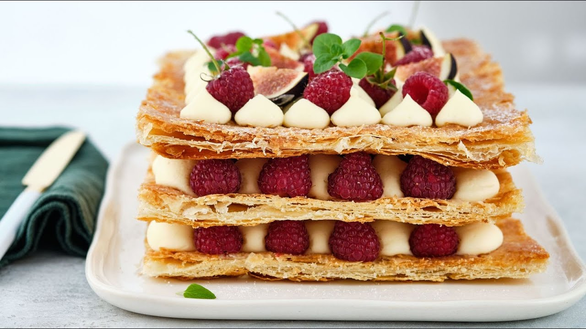 Фото не мое , из интернета. Свой торт мы быстро съели, я не успела сделать фото...