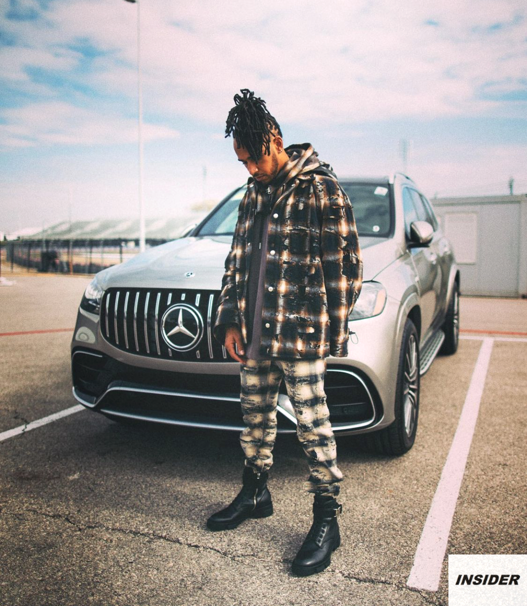 Фото @lewishamilton с Instagram, Mercedes-Benz GLC SUV. 