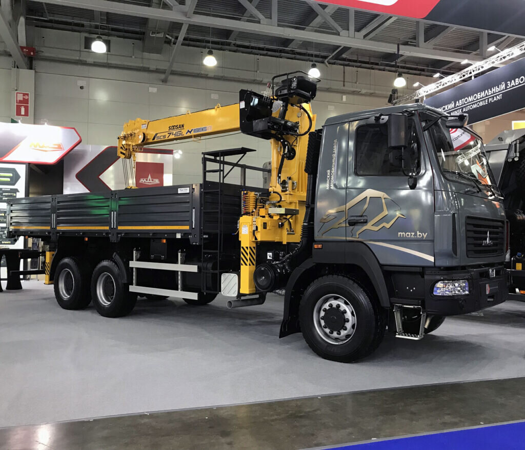  Шасси МАЗ-6302С5 6х6 с КМУ Soosan