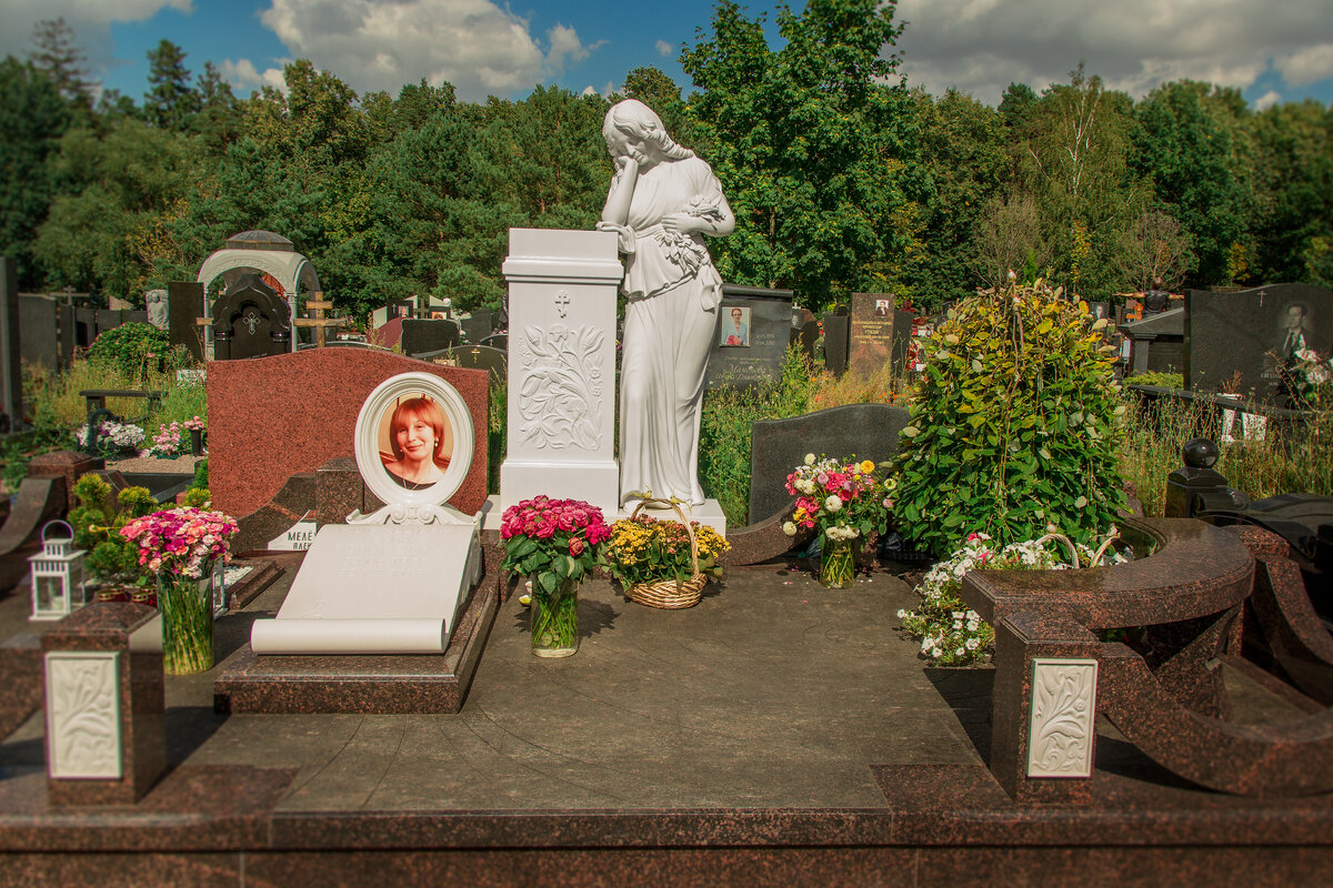 Эксклюзивный памятник от компании "ЕКАМЕНЬ"