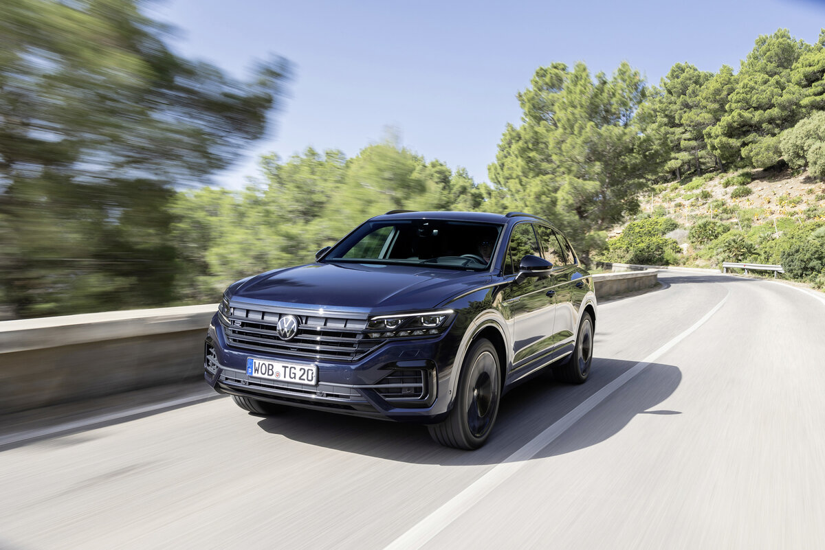 Volkswagen Touareg 2019 панорама