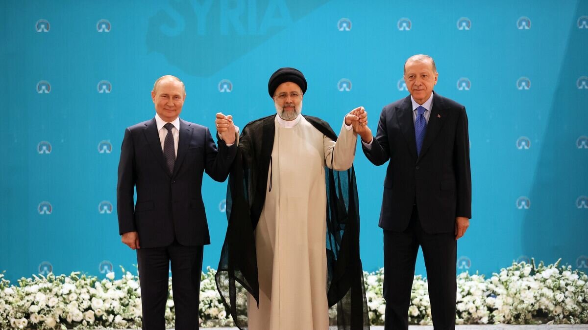    Рабочий визит президента РФ В. Путина в Иран© POOL