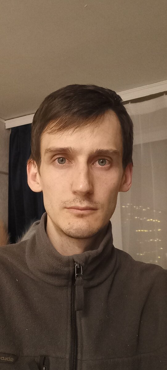 Вот такие красные глаза в час ночи.