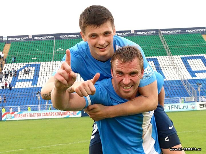 Сергей дружит со всеми игроками в команде