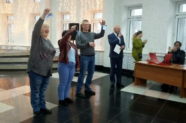 Источник: https://www.ks-yanao.ru/novosti/troe-novourengoytsev-vyigrali-avtomobili-v-loterei-9-sentyabrya.html