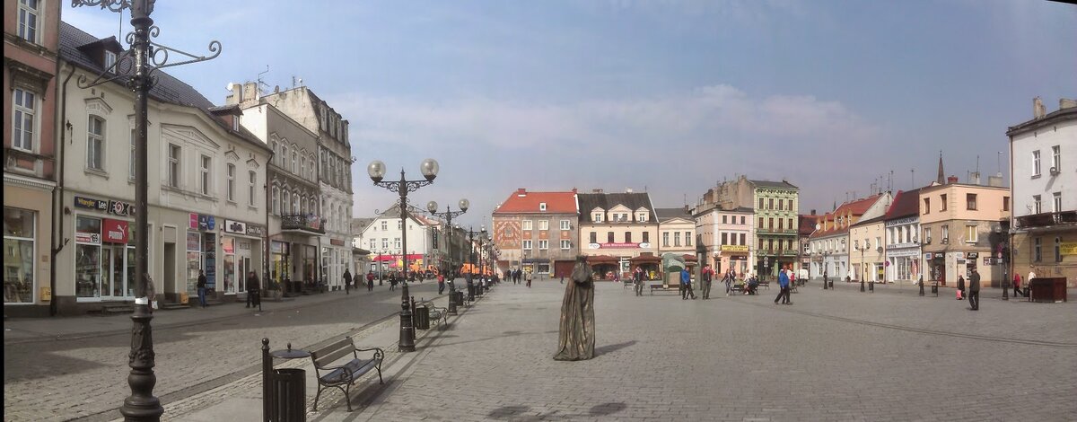 Городок сам по себе, маленький, но уютный