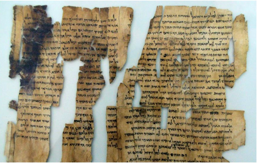 так по кусочкам собирали свитки