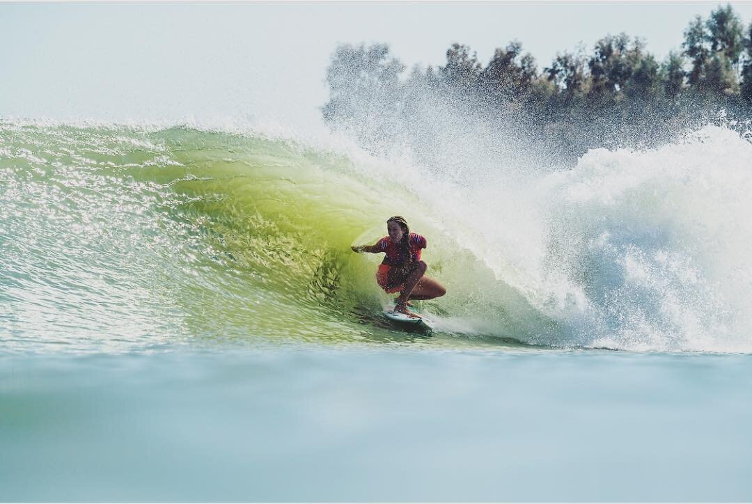 Беттани на соревнованиях World Surf League