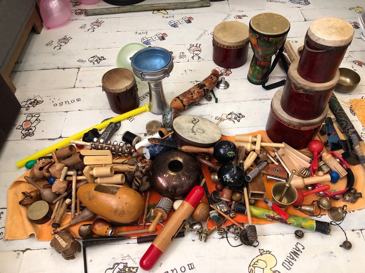 Жизнь - многогранна и разнообразна. Из кучи событий создается одно целое.