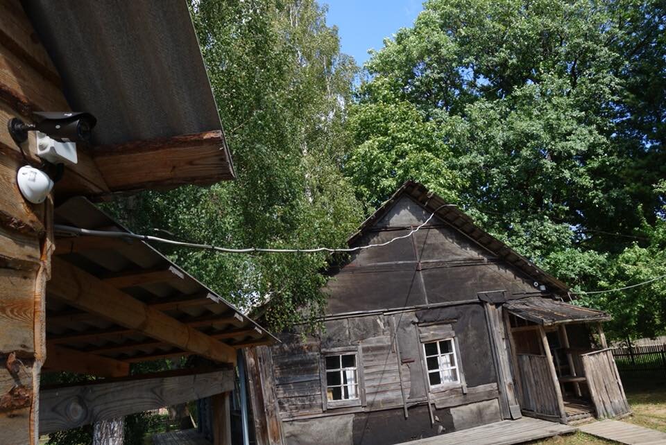 Монтаж системы видеонаблюдения на Доме Довлатова в д.Березино