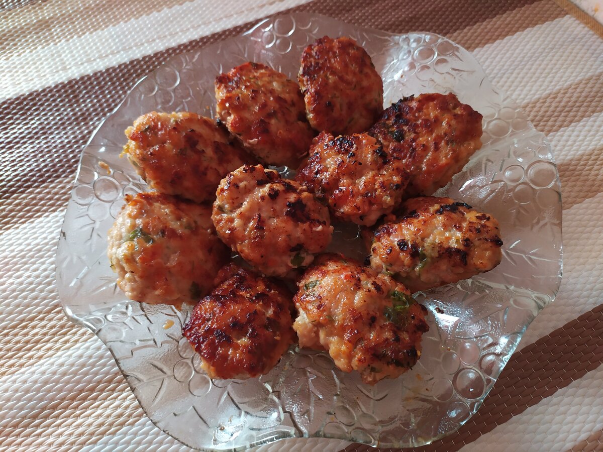 Фото автора канала Дзен "Моя домашняя кухня" (zen.yandex.ru/yadomohozyaika)