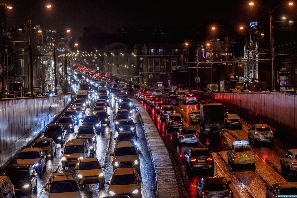 Московские пробки. Пробки на дорогах Москвы. Москва дороги пробки. Чистопрудов пробки. Пробки в Москве 2019.