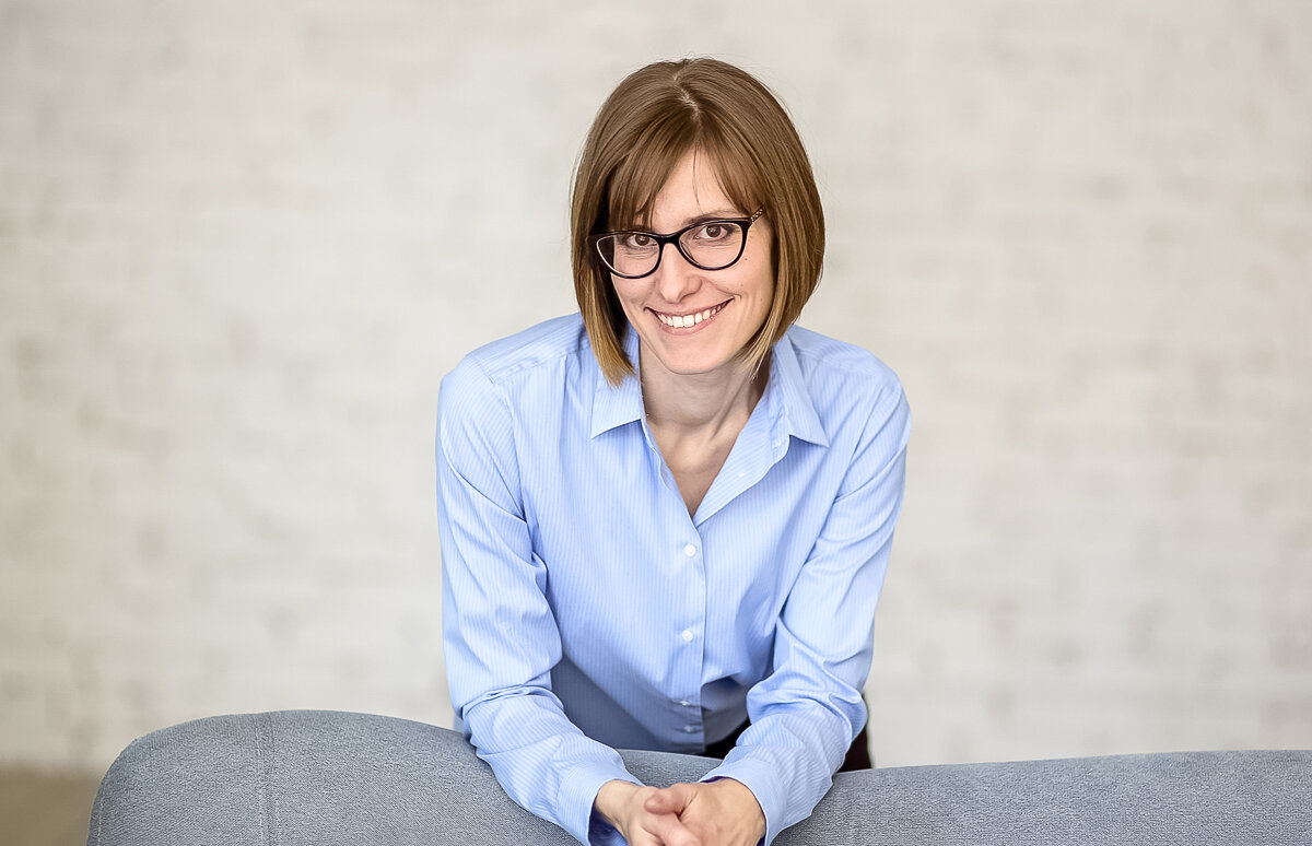 На фото я после смены имиджа)