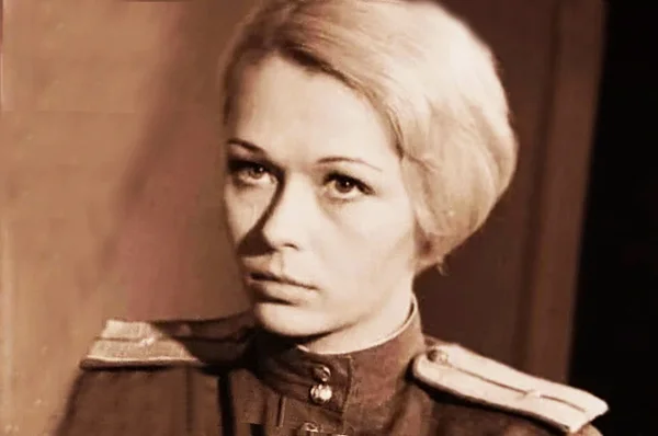 Позорное клеймо «предательницы». Нелегкая судьба забытой советской актрисы. Наталья Зорина