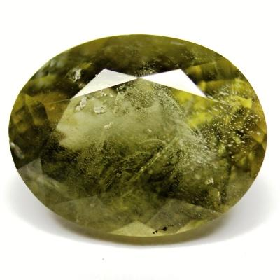 Камень корнерупин огранённый