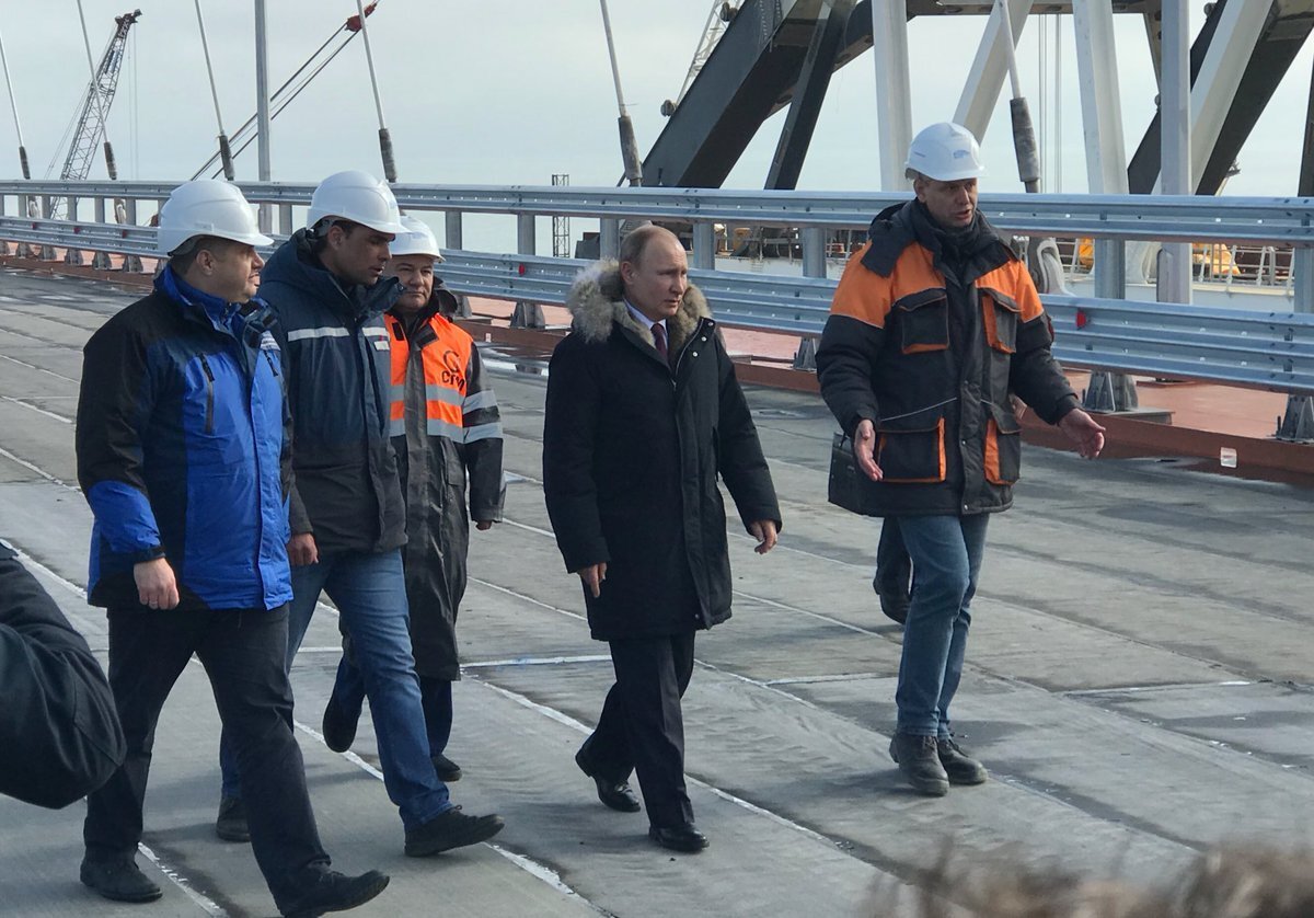 Путин на Крымском мосту