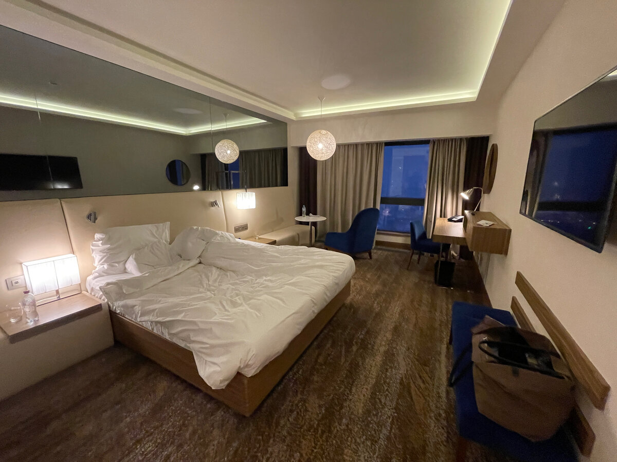 Берите номер с красивым видом, ванной или даже джакузи😊