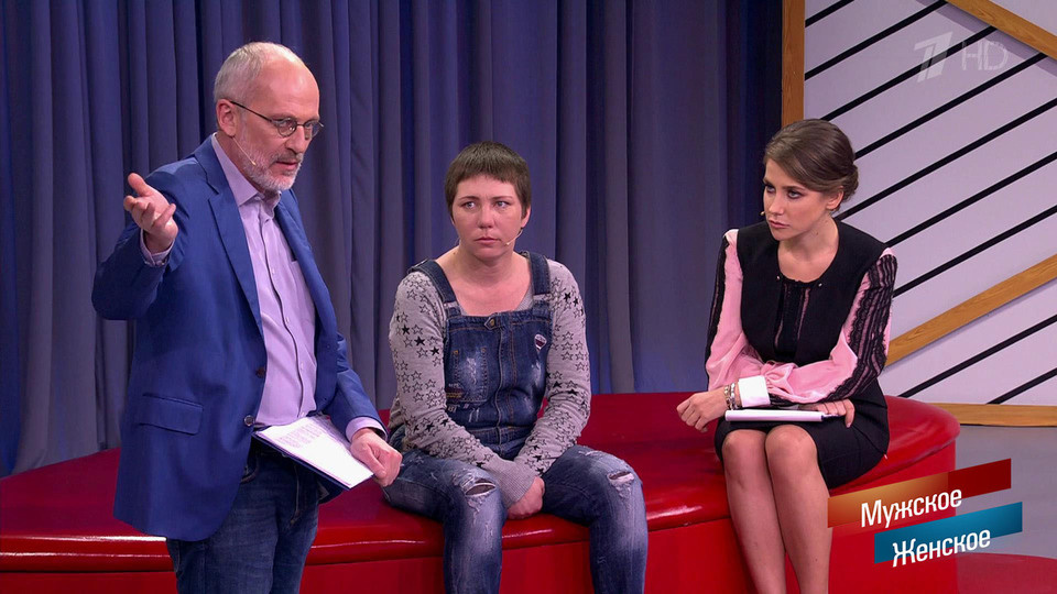    Александр и Юлия разбираются в сложных ситуациях Кадр из видео