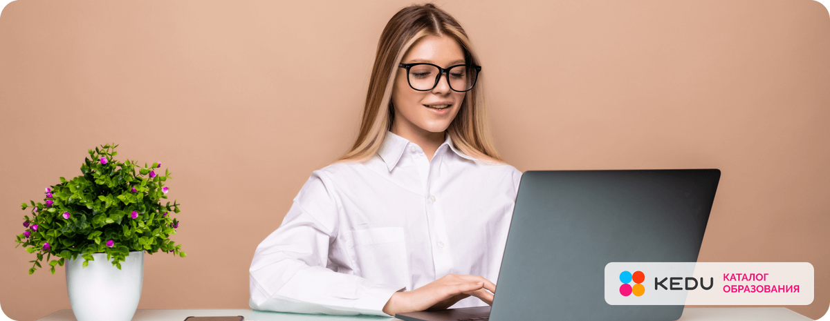  Designed by diana.grytsku/freepik