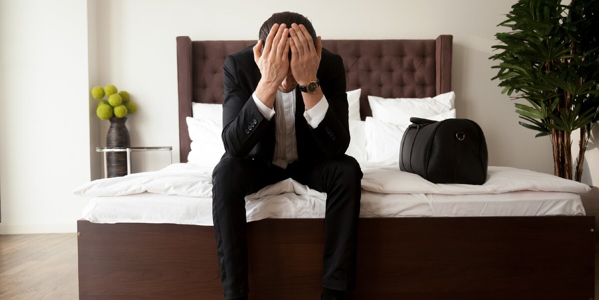 Что не нужно делать, чтобы не оказаться в финансовой яме: 