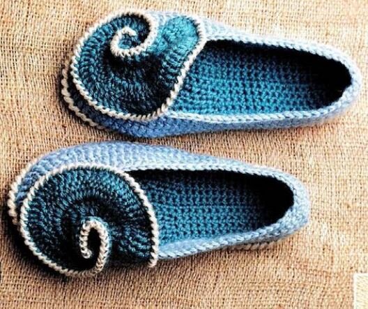 Из журнала "Вяжем крючком" № 9 от 2015 г.