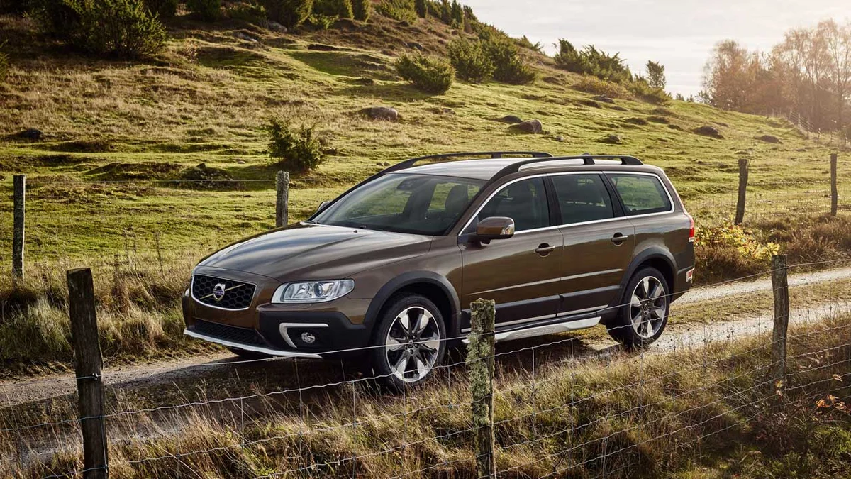 Volvo XC70 II. Фотография взята с сервиса Яндекс Картини 