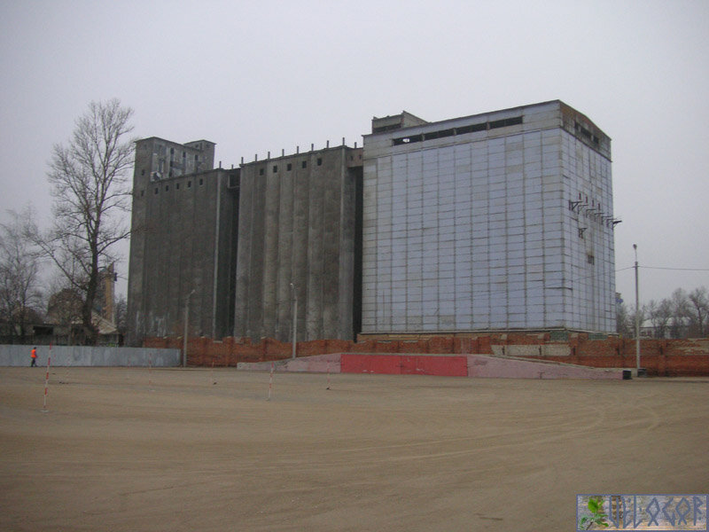 Калужский мелькомбинат, несколько минут до взрыва.