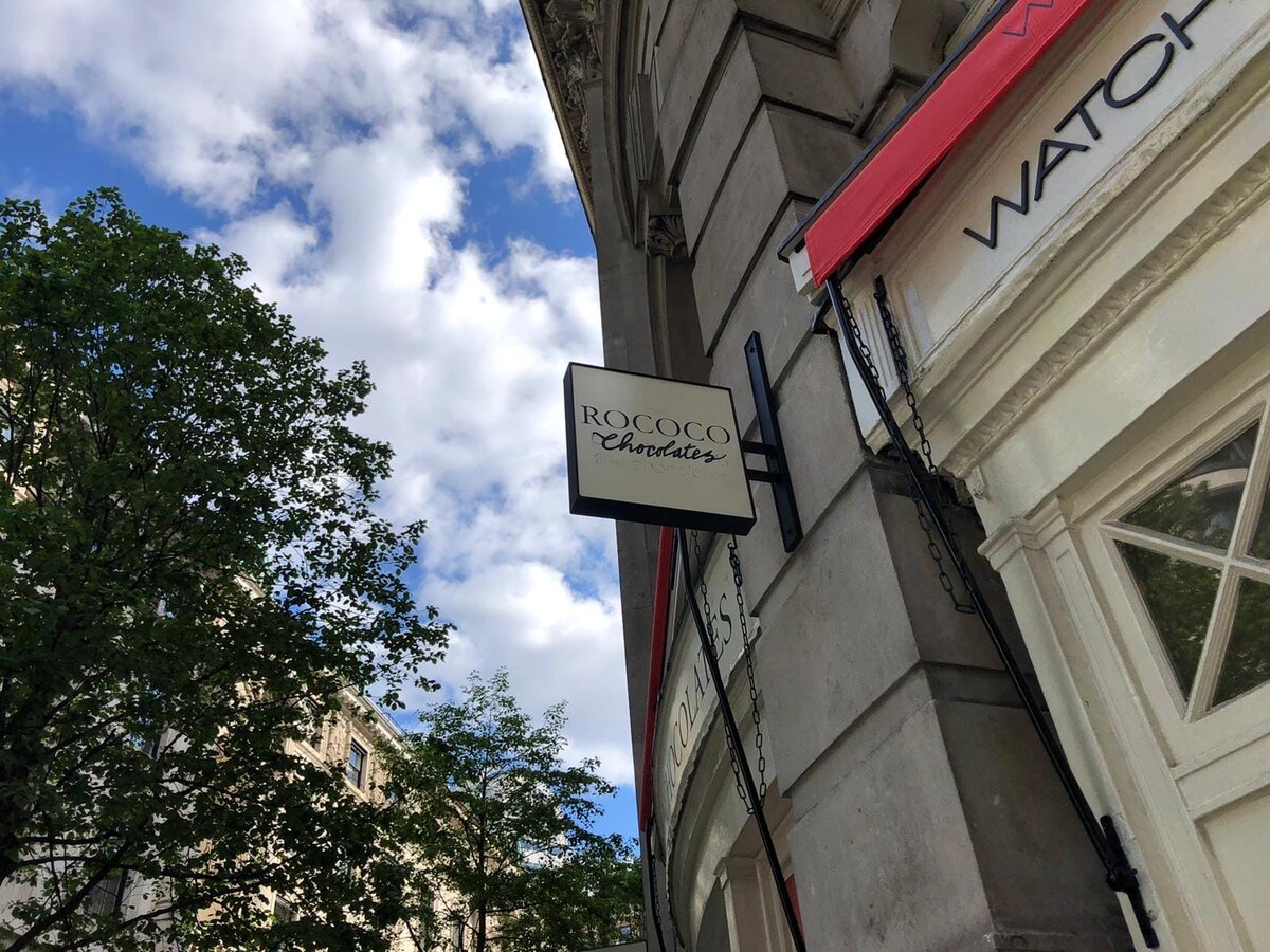 лондон закрывают. букерген лондон. музей лондона png. London city airport. английская телефонная будка.