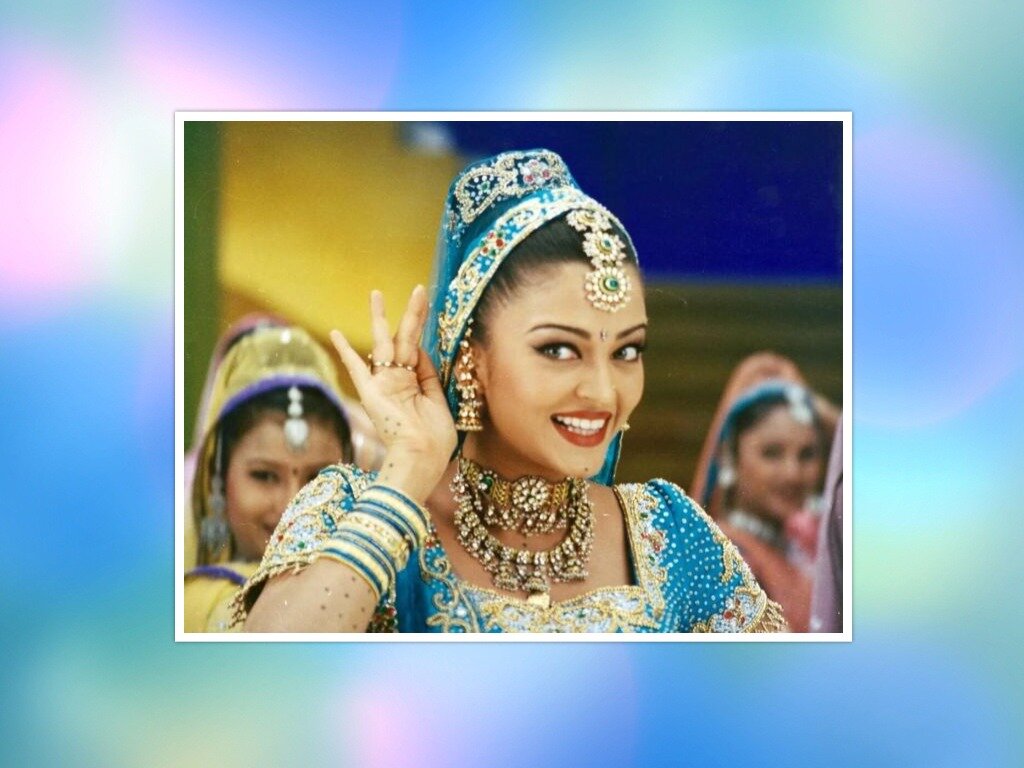 Айшвария Рай Баччан  Фото из открытых источников, коллаж мой!