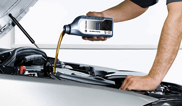 Замена автомобильного масла и масляного фильтра – одна из наиболее простых и важных процедур в составе комплексного сервисного обслуживания автомобиля, необходимого для его долгой и безотказной работы