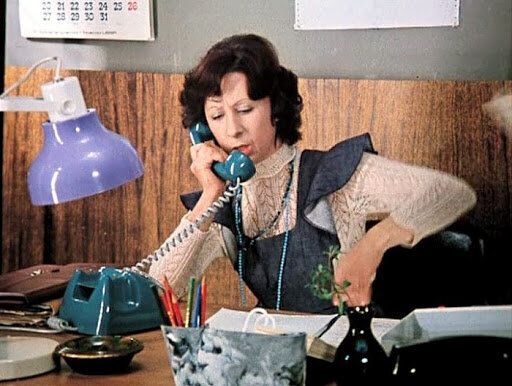 Секретарша Верочка из фильма "Служебный роман"