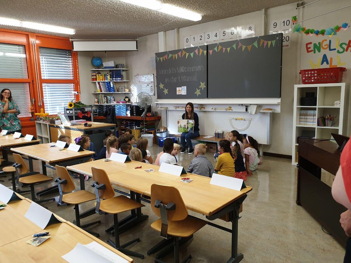 Классная комната в Швейцарии     Источник: https://t.me/Russland_Schweiz