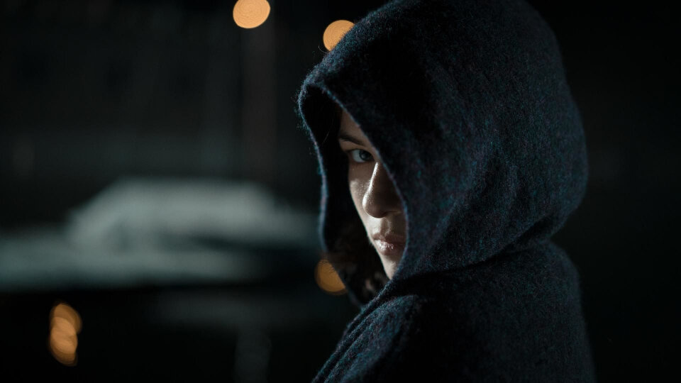 кадр из сериала "Потерянная дочь"