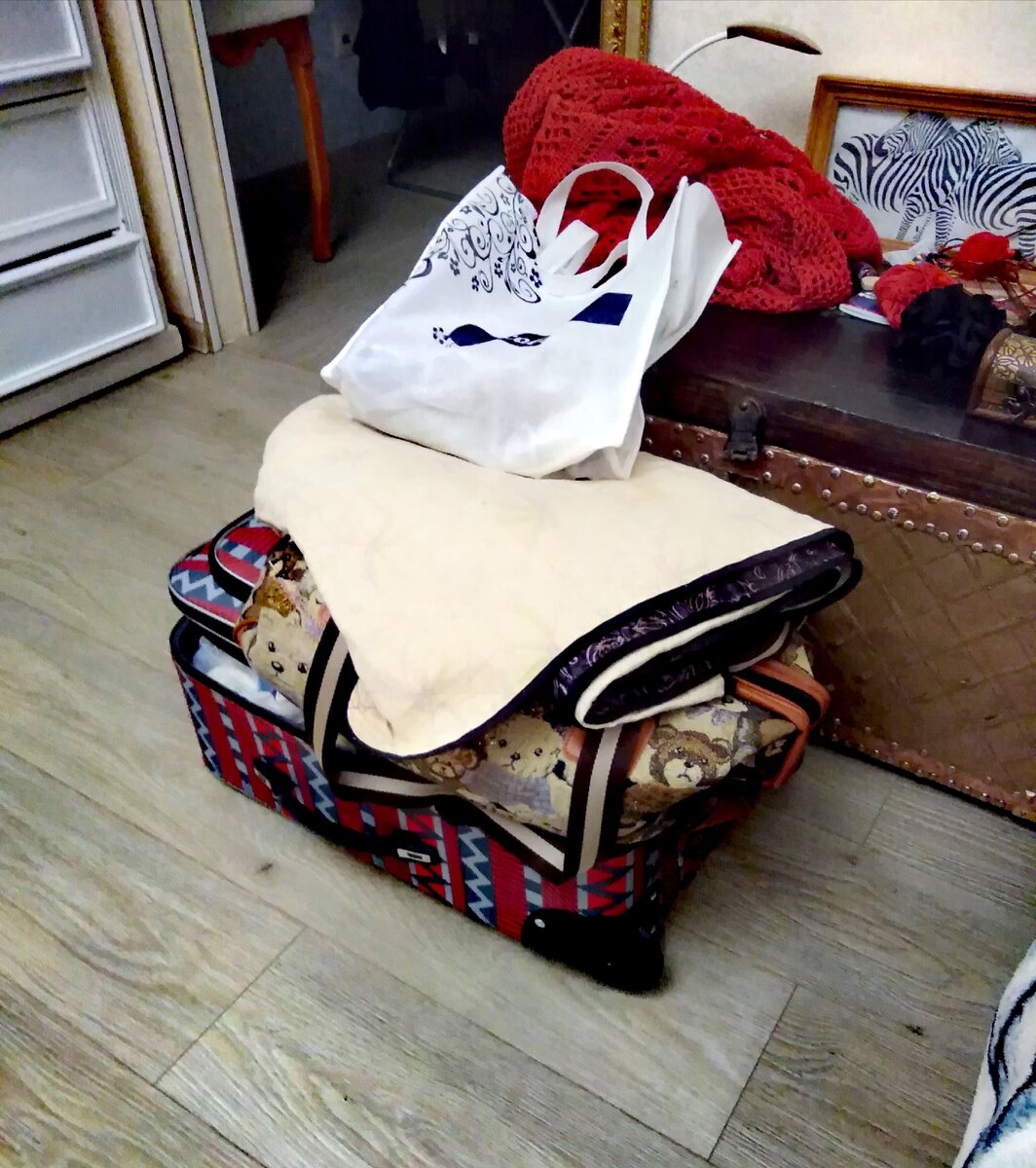 Любимых вещей не должно быть много. Фото моё. 