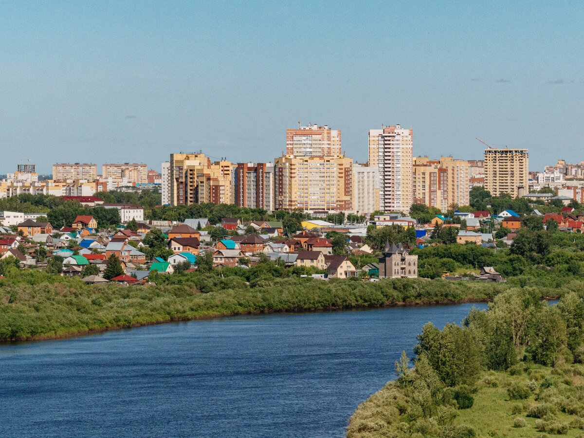 С видом на реку: история большой воды в микрорайоне ДОК | Застройщик 