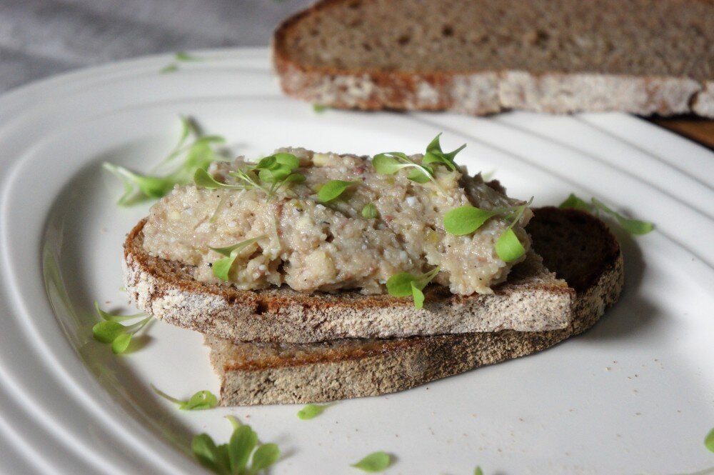 Готовый вид блюда, украшения на примере - лука, петрушки, по желанию :)