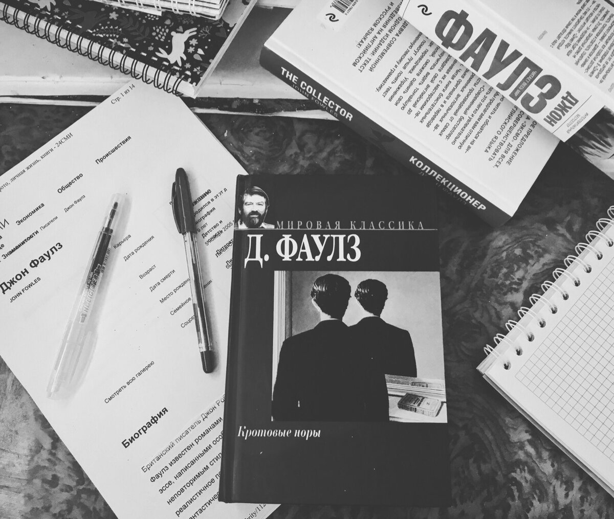 Готовила статью. Эту прекрасную книгу я нашла в маленьком частном магазинчике в Крыму. Копеечная цена и безграничная радость.