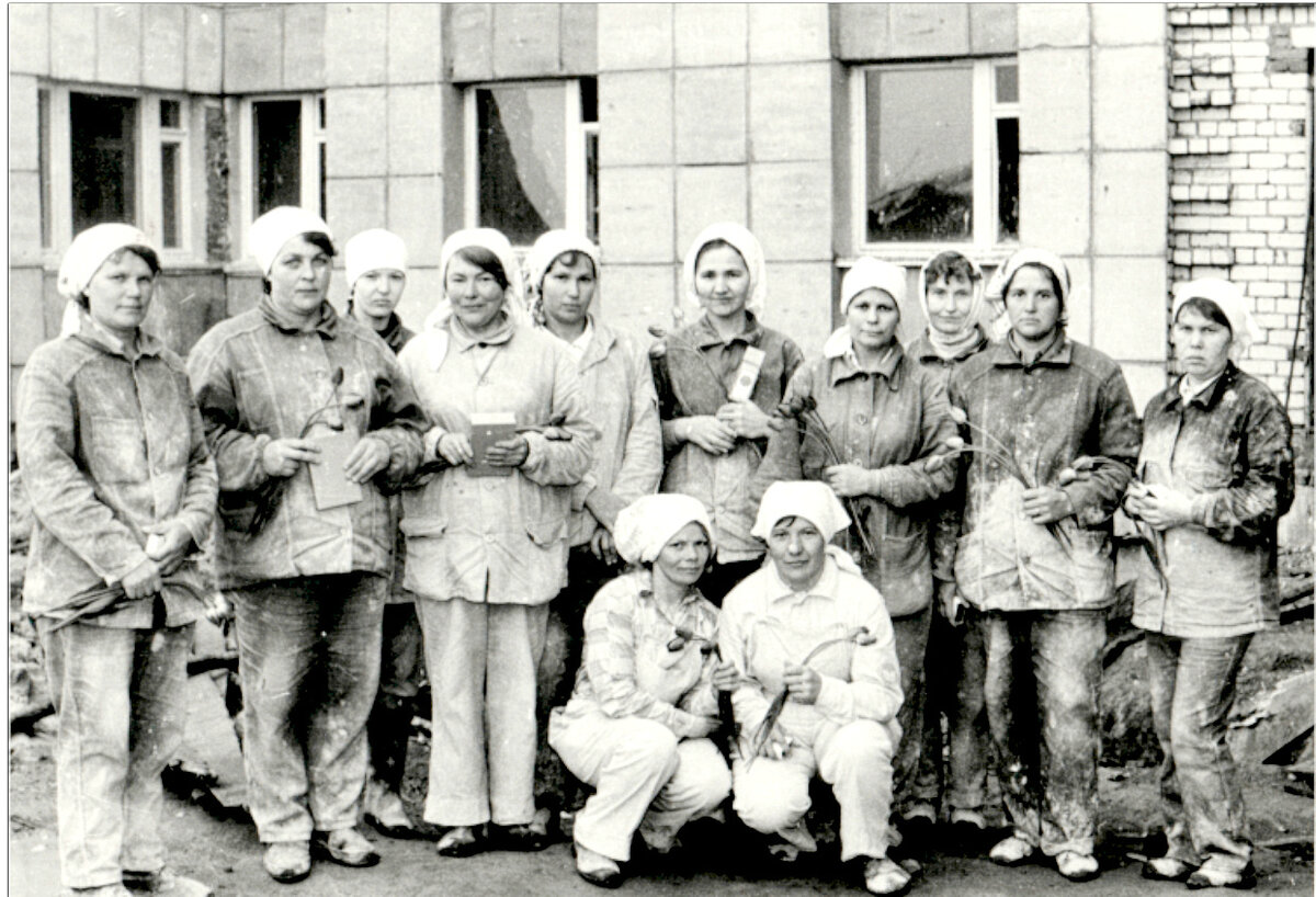  Бригада ПАО «Трест № 14»Пермского края. Вот куда меня, задохлика, понесло? Это работа для сильных женщин.