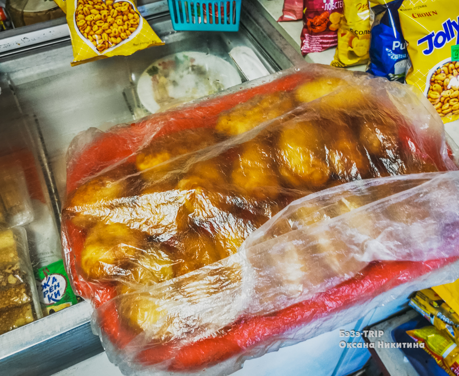 Доставка продуктов из Якутска до Оймякона - 110 тысяч за машину газель. Как выглядит магазин с этими товарами изнутри?11