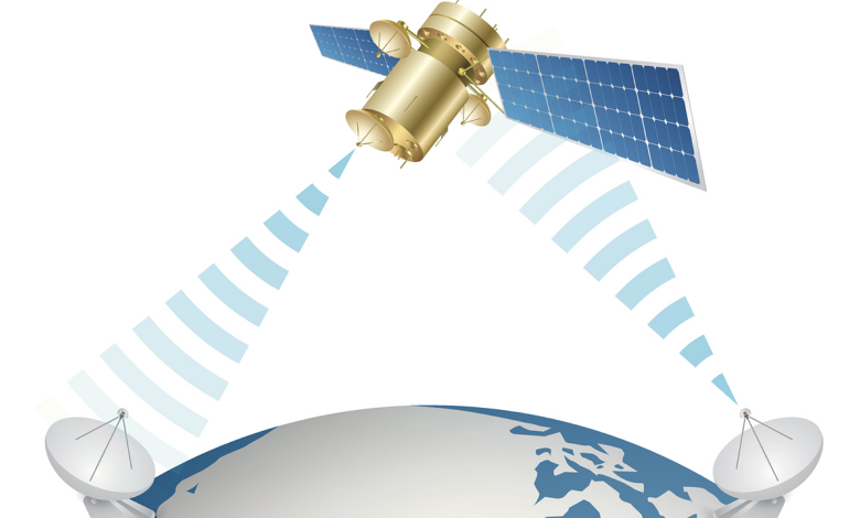 Этот тип соединения работает через спутниковую радиосвязь. Среди всех вариантов подключения этот является самым дорогим. Для организации спутникового интернета потребуется приобрести дорогое оборудование. Также нужно будет подключить подходящий тарифный план. Выбирать технологию стоит в том случае, если другие варианты подключения использовать невозможно. Спутниковый интернет часто подключают в глухой местности, где нельзя провести оптоволокно,