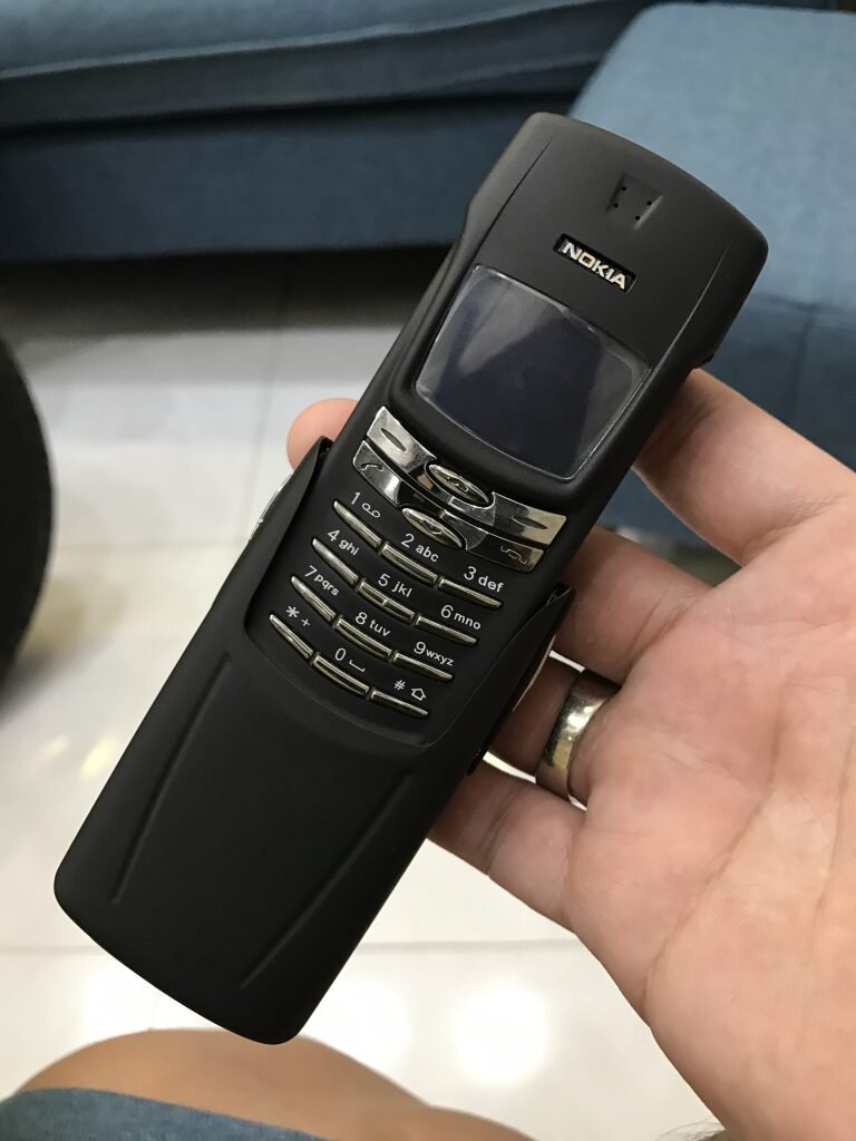 Nokia 8910i – титановая мечта миллионов | Кнопочные телефоны Rarephones.ru  | Дзен