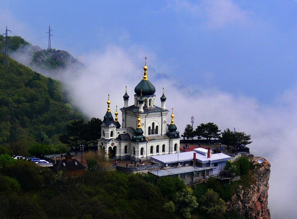 Форос церковь на горе