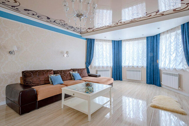 Изготовленные на заказ потолки с фотопечатью – отличный выбор, если хочется чего-то эксклюзивного и неординарного