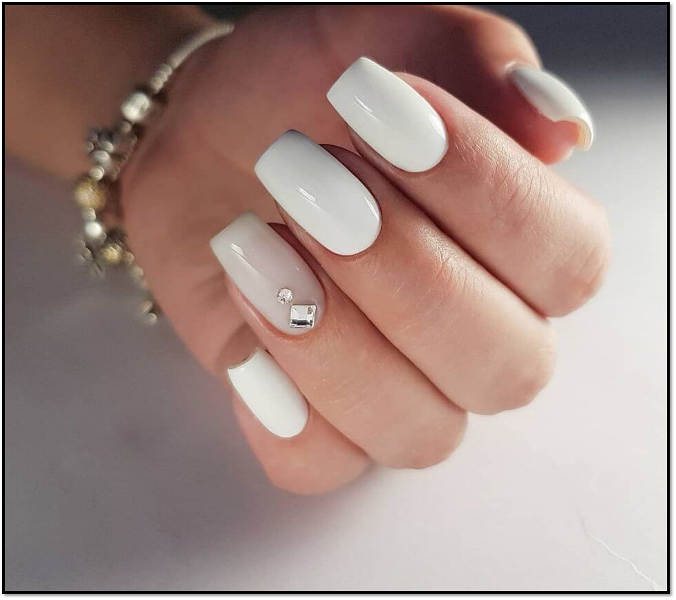 Pin on Nails/Polish/Gel Nails/Shellac Nail designs, Manicure, Silver nails